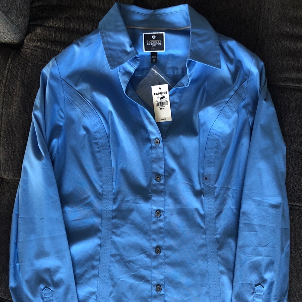 Stylish Express Bottondown